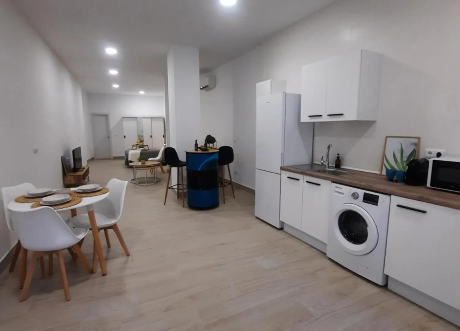 Estudios Olivia I Málaga 0*,